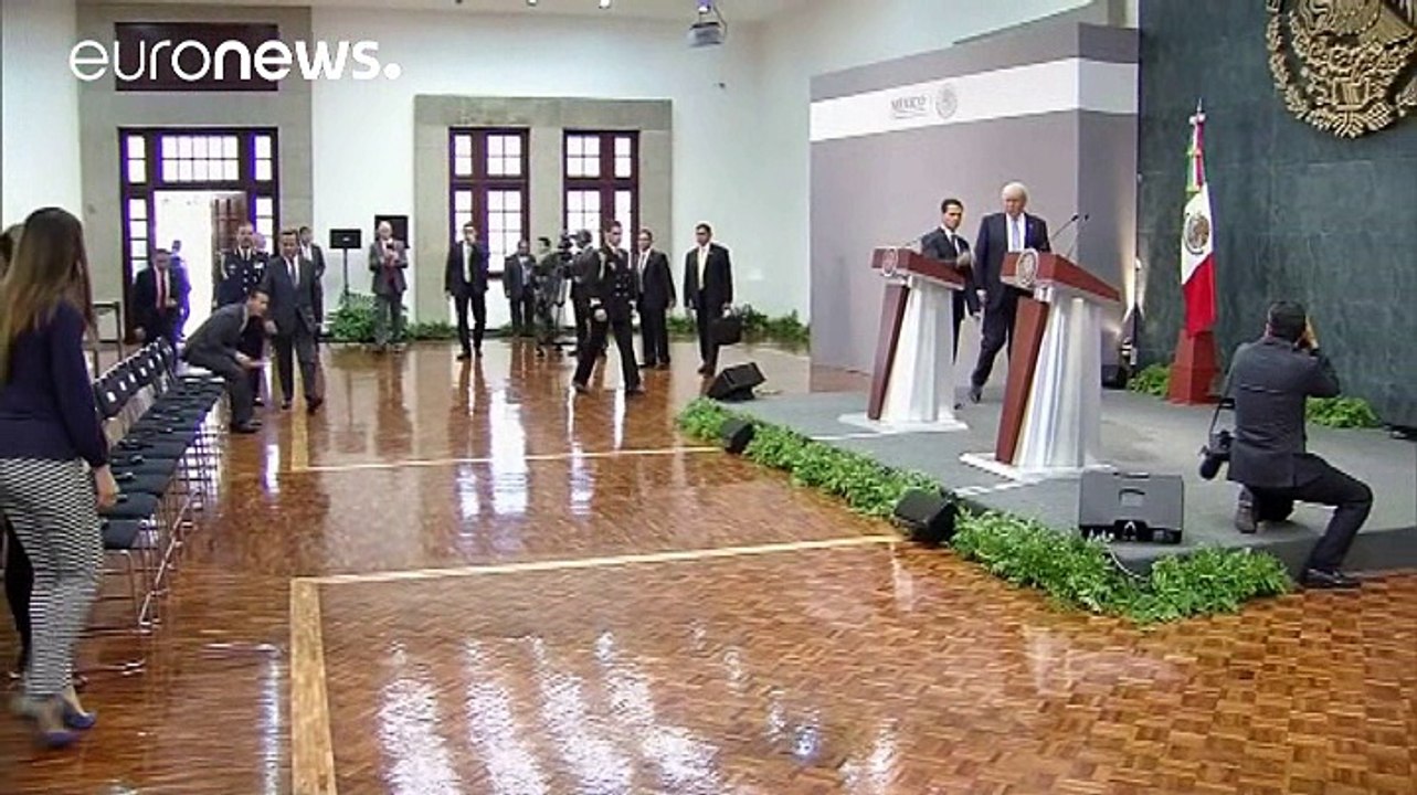 Überraschungsbesuch in Mexiko: Trump verteidigt Mauer-Plan