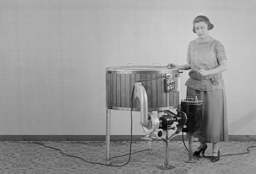 premier lave vaisselle