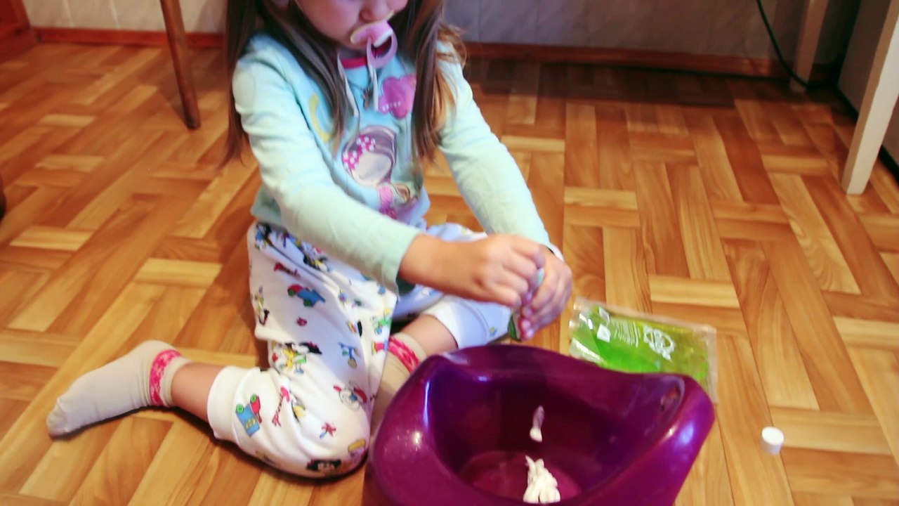 Bad Baby Детские ШАЛОСТИ Bad Baby Children had fun Toy Freaks . детские игры