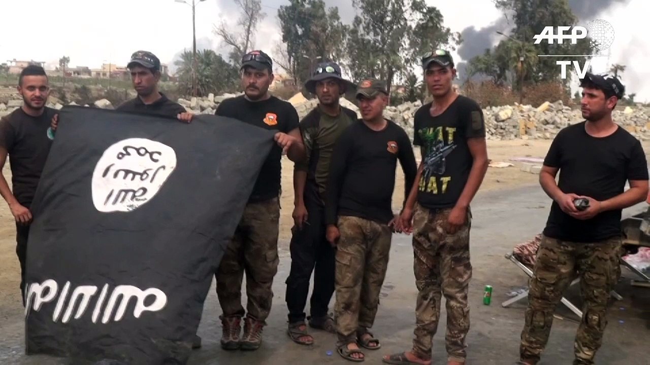 Irak: l'EI met le feu aux puits de pétrole de Qayarrah