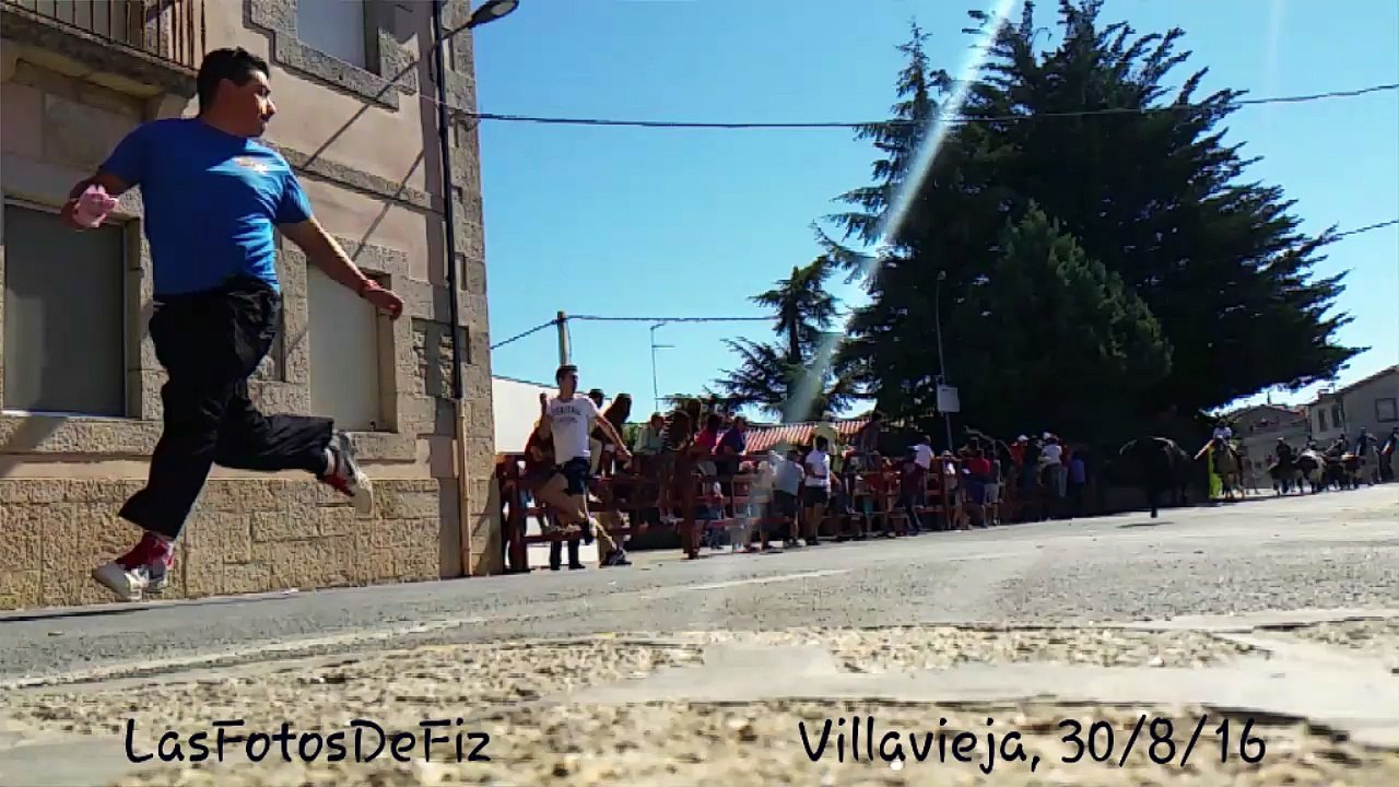 Encierros Villavieja 2016