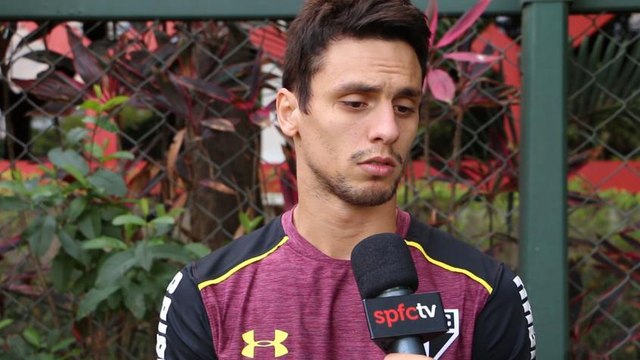 Rodrigo Caio fala sobre sua permanência no São Paulo e sua recuperação