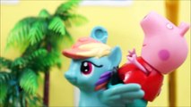 Pig George da Família Peppa Pig Salva os Pôneis do Lobo Mau! Novelinha Em Português Brinquedos