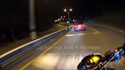 #EsDeFantasma - Renault clio pierde el control y choca