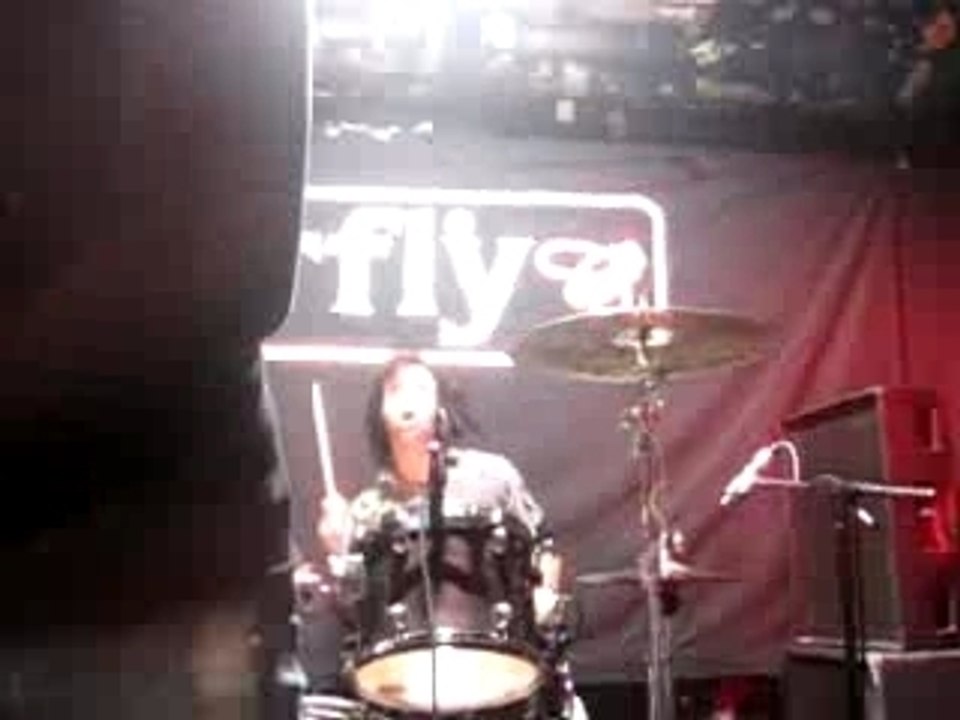 Madina Lake Barfly