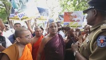 Monjes se manifiestan en contra de la visita de Ban Ki-moon a Sri Lanka