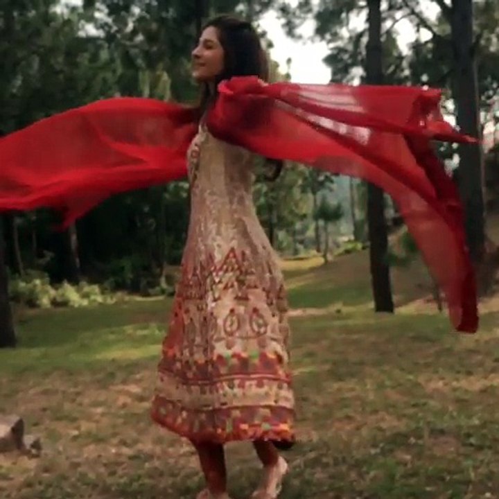 Ayesha omer dancing latest video