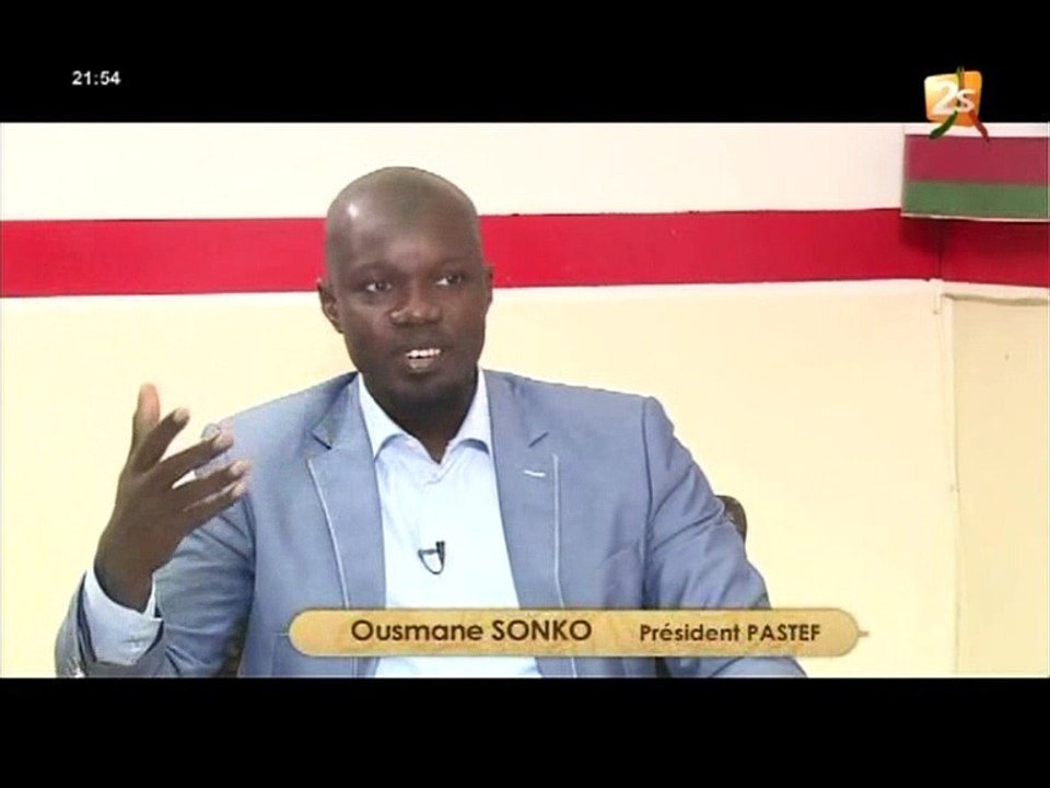 2STV - Ousmane Sonko face a Pape Alé Niang dans lemission pile ou face