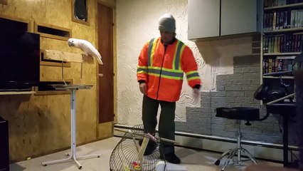 How to fix a round cage