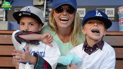 Britney Spears Flaunts Her Body In BIKINI With Kids