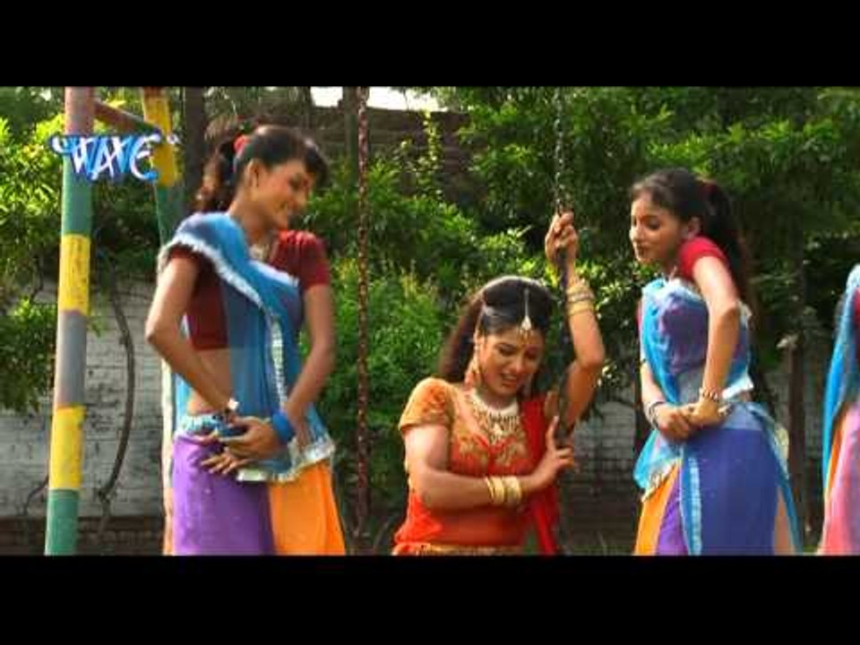 पहले चूसले होठ लाली - Sexy Bhojpuri Song | Maar Dalungi Jalwa Dikhake | Smita Singh | Hot Dhamaka