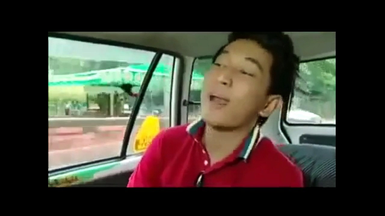 တကၠစီေမာင္းတဲ့ ဒိန္းေဒါင္