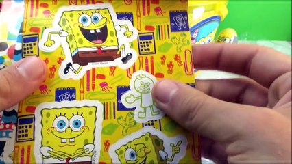 Download Video: Cubo de Actividades de Bob Esponja en Español + Huevos Kinder Sorpresa - Juguetes de Bob Esponja