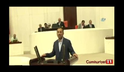 Darbe girişimine ait yeni görüntüler... Meclis bombalanırken içeride bunlar yaşandı