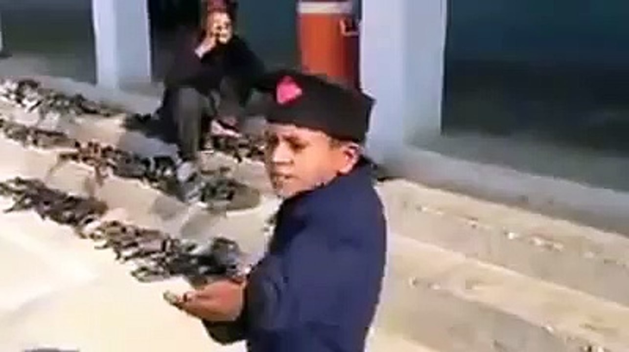 Pakistani-talented-boy-singing-nagma-Mera-Paigham-Pakistan