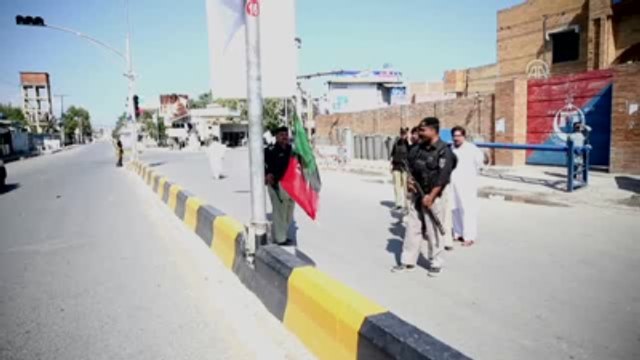 Yerel Mahkeme Binasına Bombalı İntihar Saldırısı Düzenlendi (2)