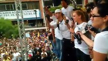 Ríos de personas tomaron las calles de Caracas para exigir el revocatorio