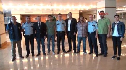 Kahraman Polis Arkadaşlarını Ziyaret Etti