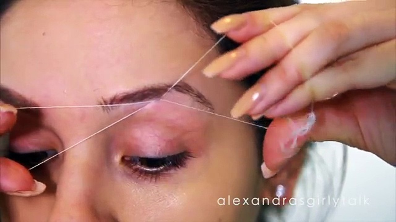 How to Apply Eyeshadow PERFECTLY (beginner friendly hacks) (1)