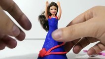 Play Doh Barbie con vestidos de Princesa como vestir a Barbie con plastilina