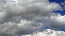 휴식, 명상, 선, 요가에 대한 이동하는 구름과 하늘 비디오의 한 시간