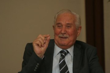 Türkiye'nin "Peynir Kralı" Mecit Bahçıvan Yaşamını Yitirdi