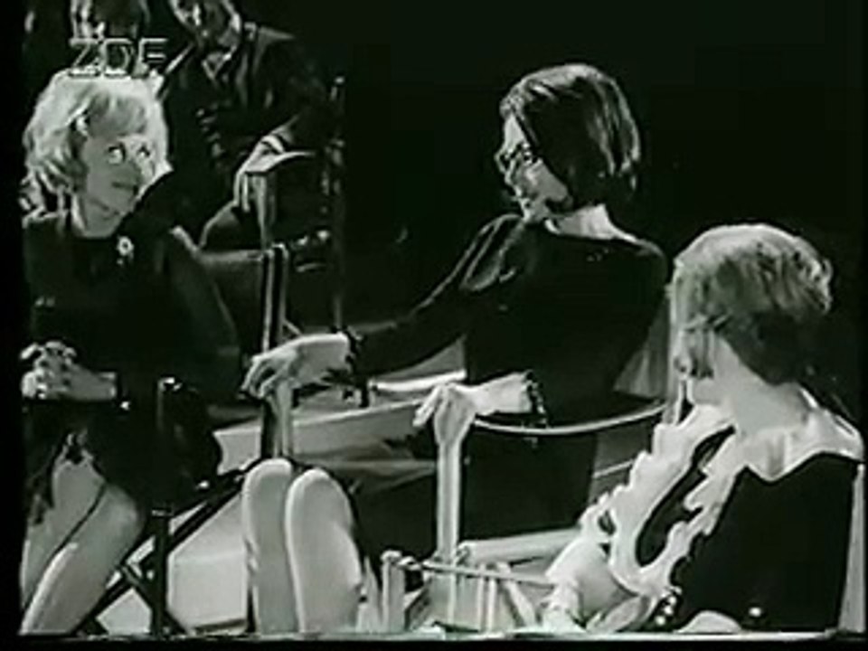 Nana Mouskouri - Que Sera Sera