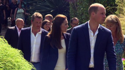Kate and William beat fog to reach Isles of Scilly