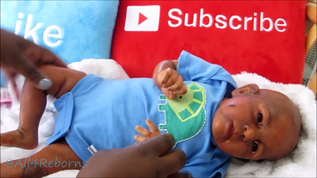 Reborn Baby Doll MORNING ROUTINE! Drinks Bottle Change Diaper Change Clothes Reborn Baby Dolls!