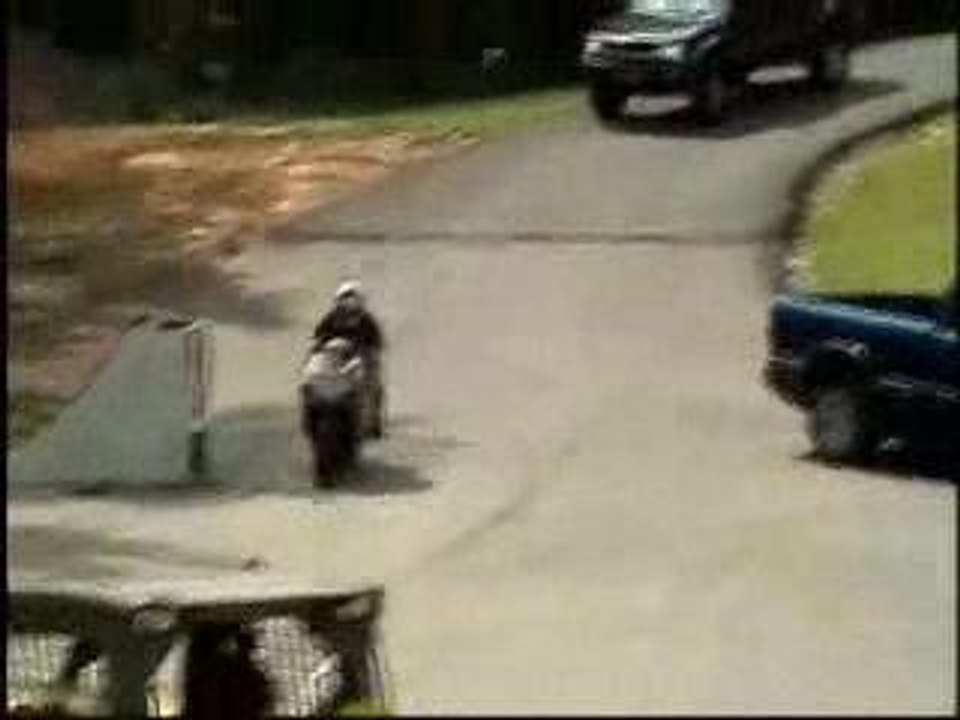 saut stupide extrème en sportive !!!