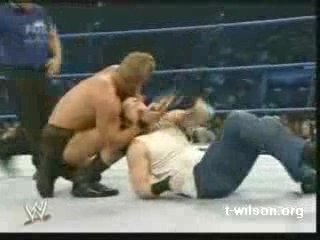 SmackDown! Yang w/ Torrie Wilson vs Dykstra w/ Victoria