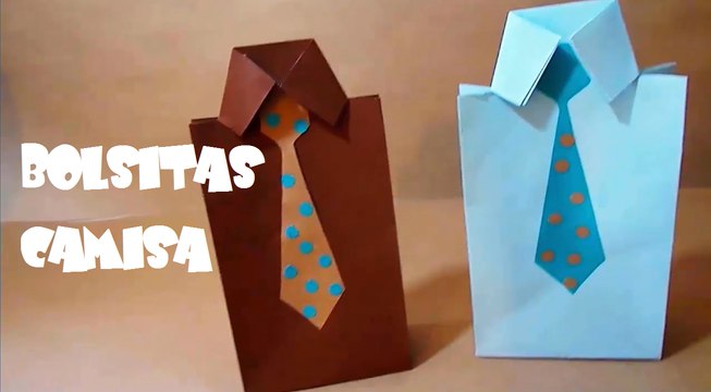 COMO HACER BOLSITAS DE PAPEL EN FORMA DE CAMISAS/DULCEROS