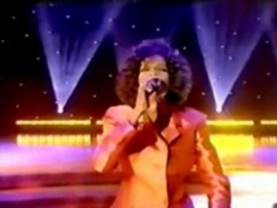 whitney Houston live, I believe in you and me