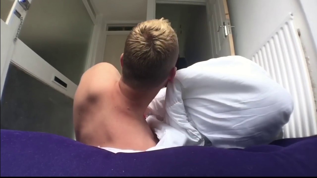 Ben Phillips | Sleep'n'slide ~ EARTHQUAKE ~ PRANK