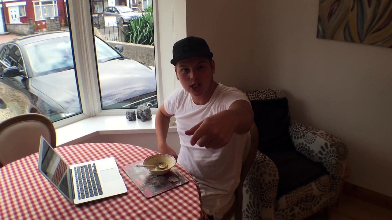 Ben Phillips |  Dog Breath! - I COULD HAVE WORMS - PRANK!