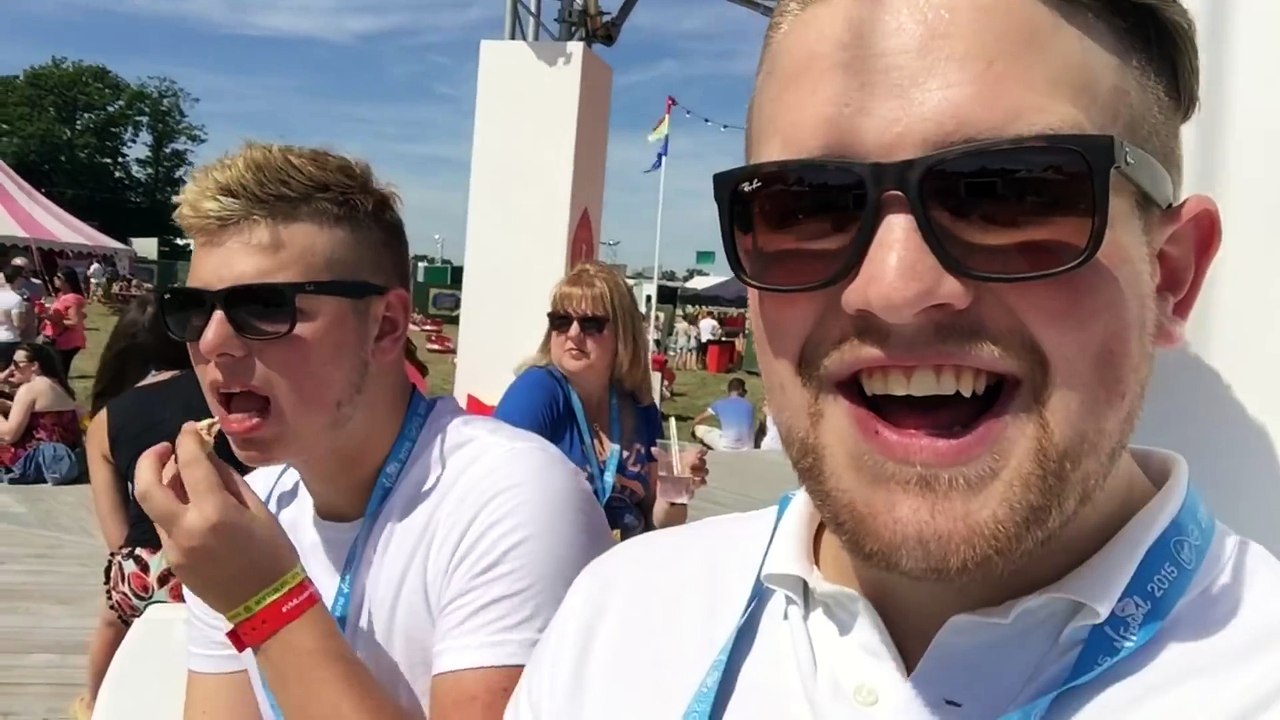 Ben Phillips | Sex bomb - festival gone crazy - VLOG