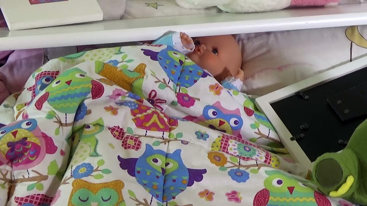 La bebé Luci sobrevive a un terremoto - Capítulo #9 - juguetes en español