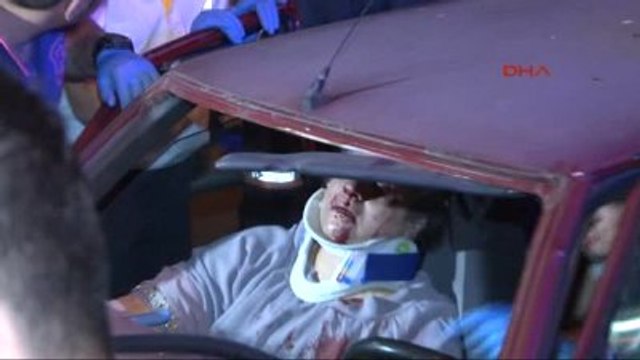 Düğün Konvoyunda Kaza: 3 Yaralı