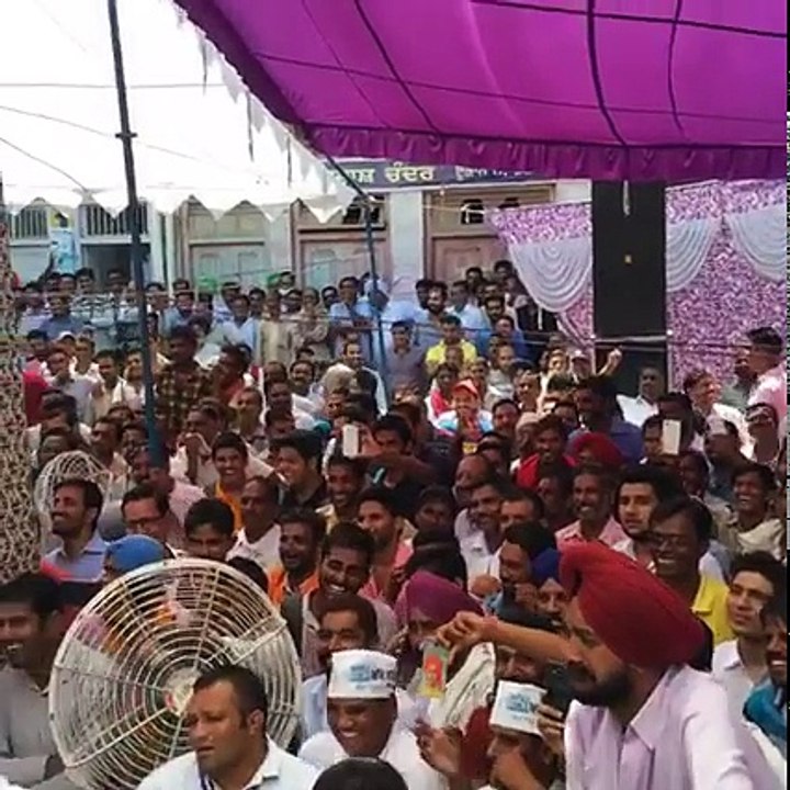 ਫਾਜ਼ਿਲਕਾ ਤੋਂ 'ਆਪ' ਸਾਂਸਦ ਭਗਵੰਤ ਮਾਨ ਦੀ 'ਬਾਦਲ ਭਜਾਓ, ਪੰਜਾਬ ਬਚਾਓ' ਜਨਸਭਾ