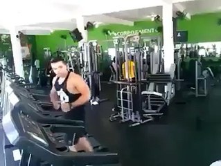 When you see a girl in gym Confidence 2016