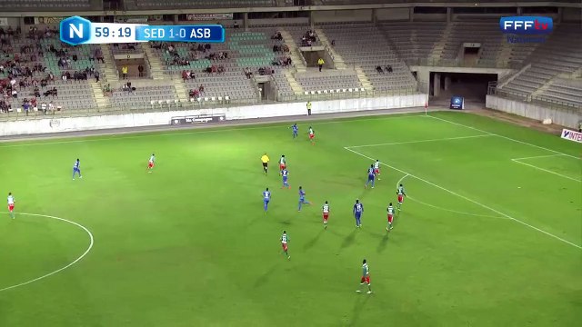 Corner frappé au premier poteau