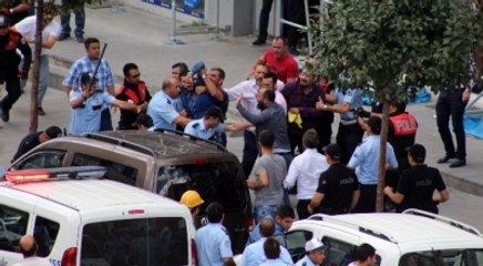 Erzurum'da Meydan Muharebesi Gibi Kavga