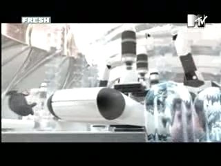 2_Superbus - Pop n Gum Video Clip by RaouTmAn