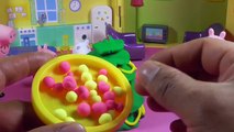 Play Doh Peppa Pig Christmas Tree: Make Beautiful Christmas Tree with Play-Doh-Twinkle Little Star