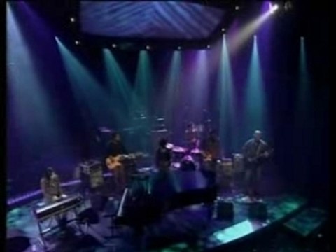 Norah Jones - What Am I To You