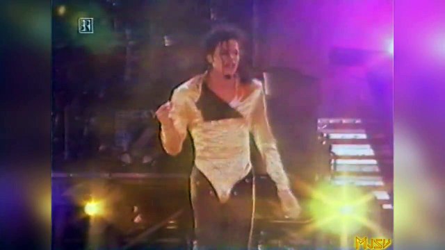 Michael Jackson- Wanna Be Starting Something- Munich- Germany 1992- Dangerous Tour