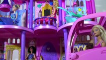 Casa tres pisos Barbie Dreamhouse decorada por Princesas Disney - juguetes Barbie en español toys