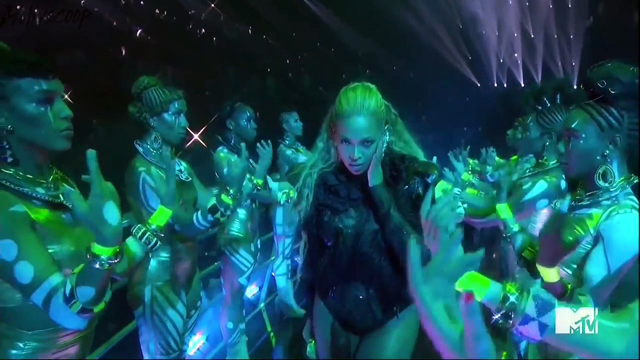 Beyonce SLAYS 2016 MTV VMAs Performance of "Lemonade"