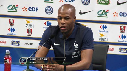Bleus - Sidibé : ''C’est à droite que je me sens le mieux''