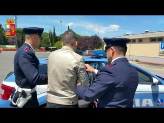 “DUHET TË KRYEJ NEVOJAT E MIA PERSONALE”, SHQIPTARI KAPET ME 1.5 KG KOKAINË